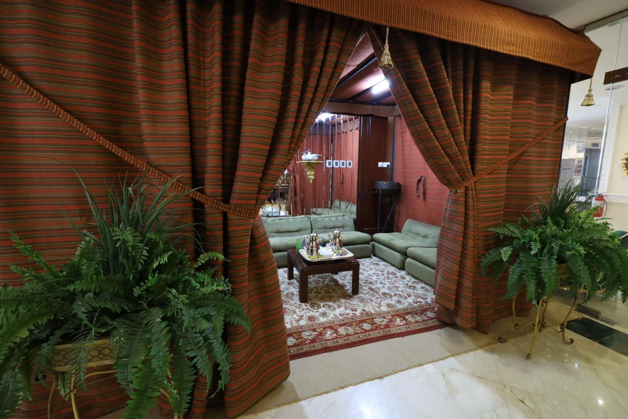 Hotel Habitat Suites, 5*
